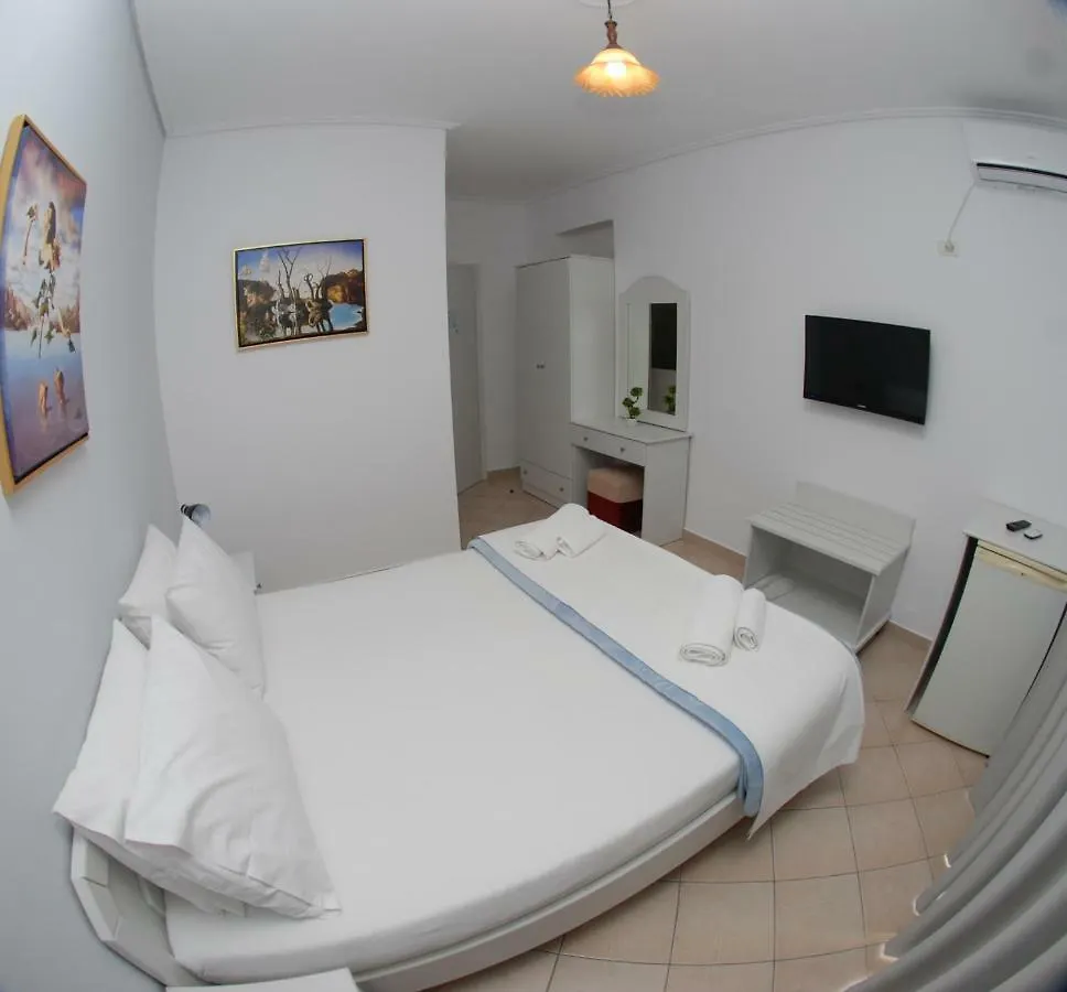 Hotel Ms Sarande 3*,