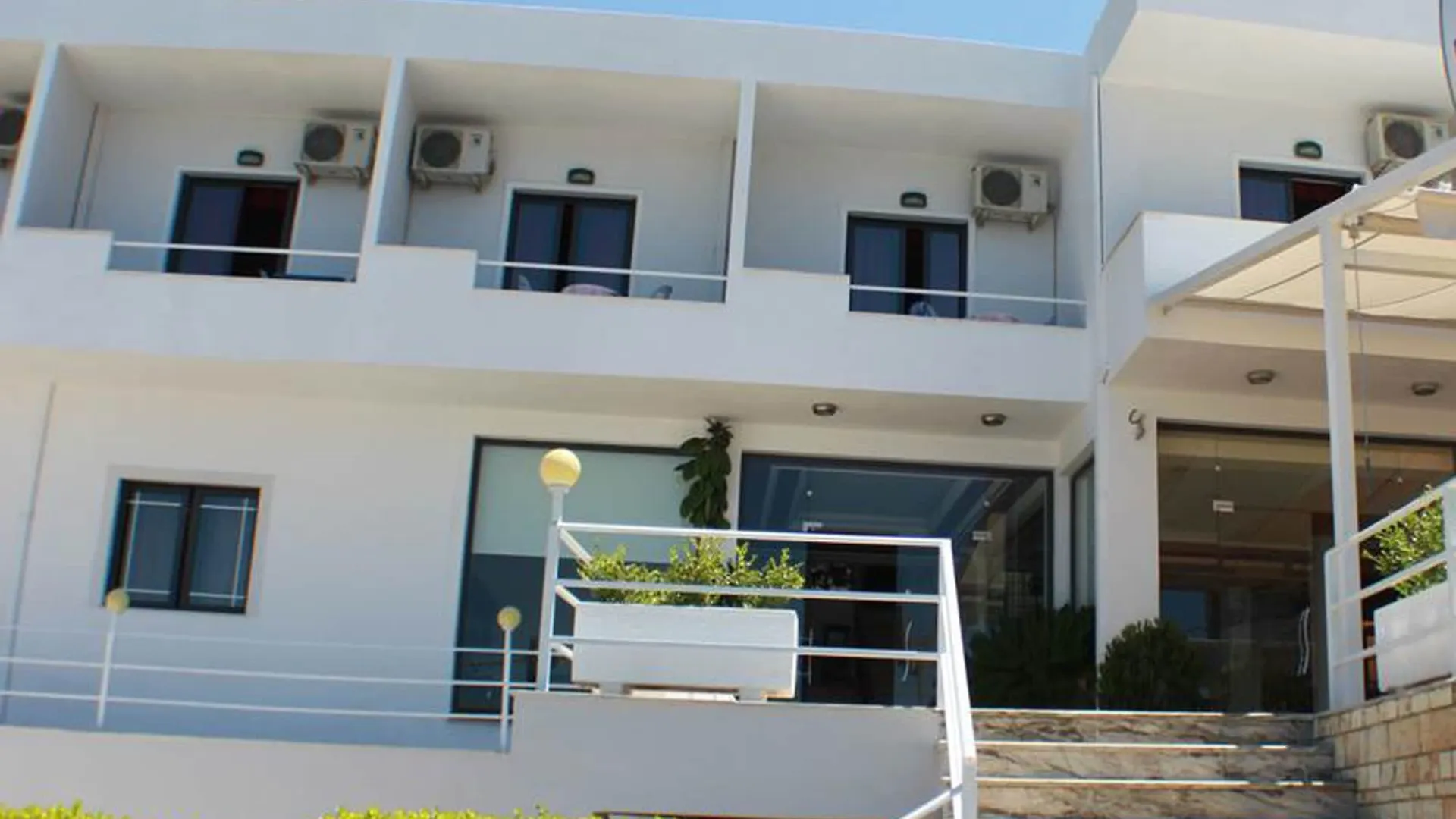 Hotel Ms Sarande 3*,  Albania