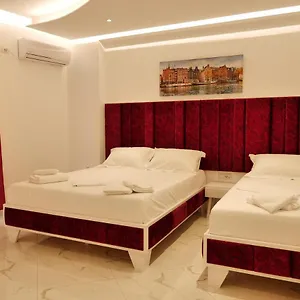 Hotel Lumi, Sarandë